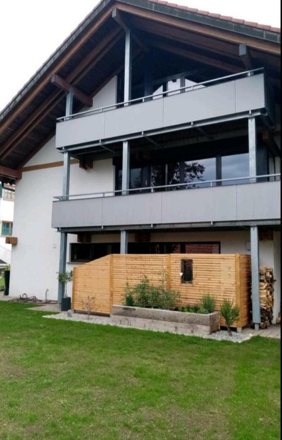 Schoene Einzimmer Wohnung Zwischen Bodensee Und Allgaeu Neukirch (Tubingen) Exterior foto